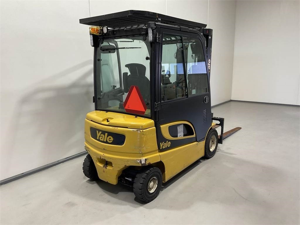 Yale ERP30VL - Elektrische heftruck: afbeelding 2 Yale ERP30VL - Elektrische heftruck: afbeelding 2