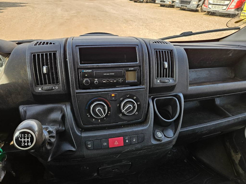 Kleine bestelwagen Citroën Jumper 30 2,2 HDi 130 Box: afbeelding 9