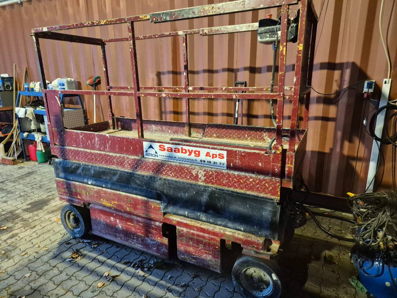 Grove 6-10 meter 2 persons lift - Schaarlift: afbeelding 1 Grove 6-10 meter 2 persons lift - Schaarlift: afbeelding 1