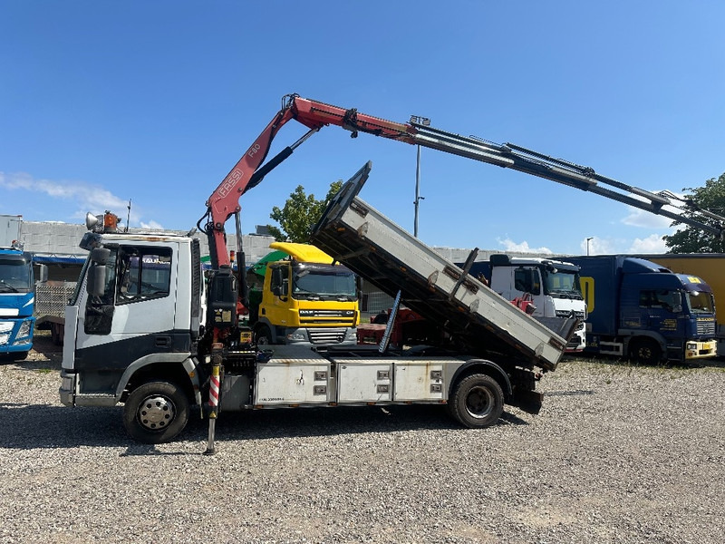 Iveco Eurocargo 120 EL 210hp / Fassi 80A Year 2012 + Tip - Kraanwagen: afbeelding 2 Iveco Eurocargo 120 EL 210hp / Fassi 80A Year 2012 + Tip - Kraanwagen: afbeelding 2