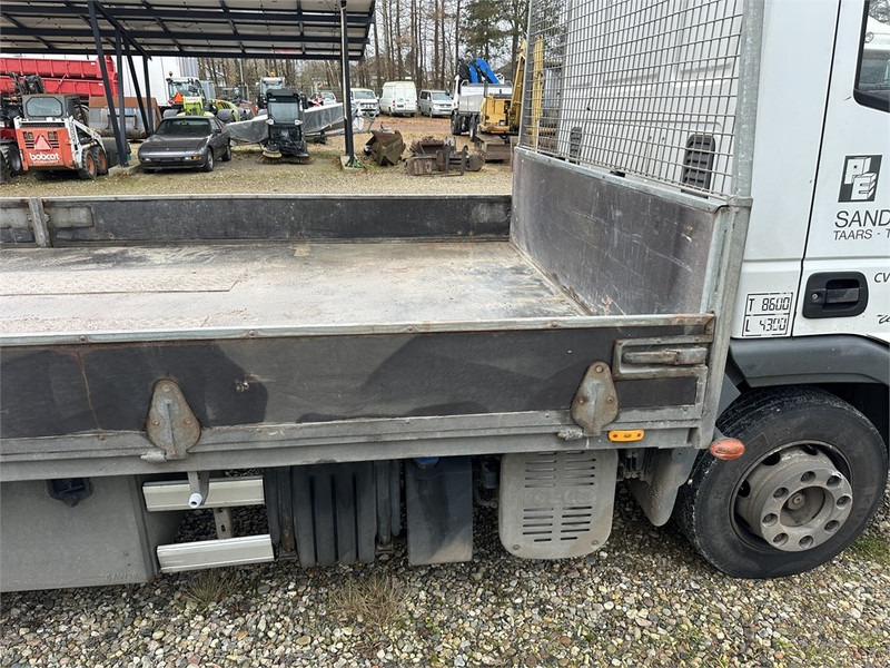 Iveco Eurocargo 80 E18 - Vrachtwagen met open laadbak: afbeelding 4 Iveco Eurocargo 80 E18 - Vrachtwagen met open laadbak: afbeelding 4