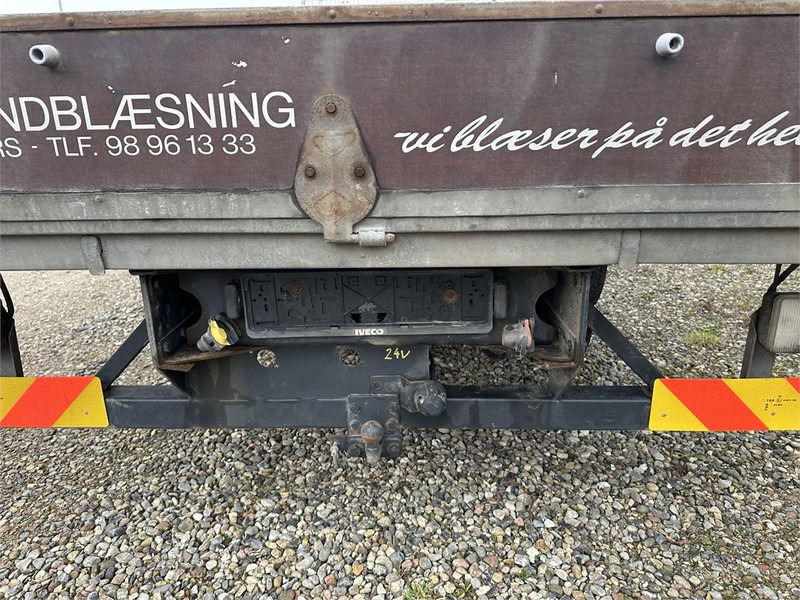 Vrachtwagen met open laadbak Iveco Eurocargo 80 E18: afbeelding 14 Vrachtwagen met open laadbak Iveco Eurocargo 80 E18: afbeelding 14