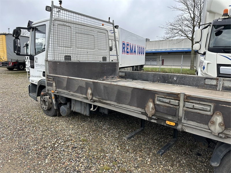 Vrachtwagen met open laadbak Iveco Eurocargo 80 E18: afbeelding 6 Vrachtwagen met open laadbak Iveco Eurocargo 80 E18: afbeelding 6