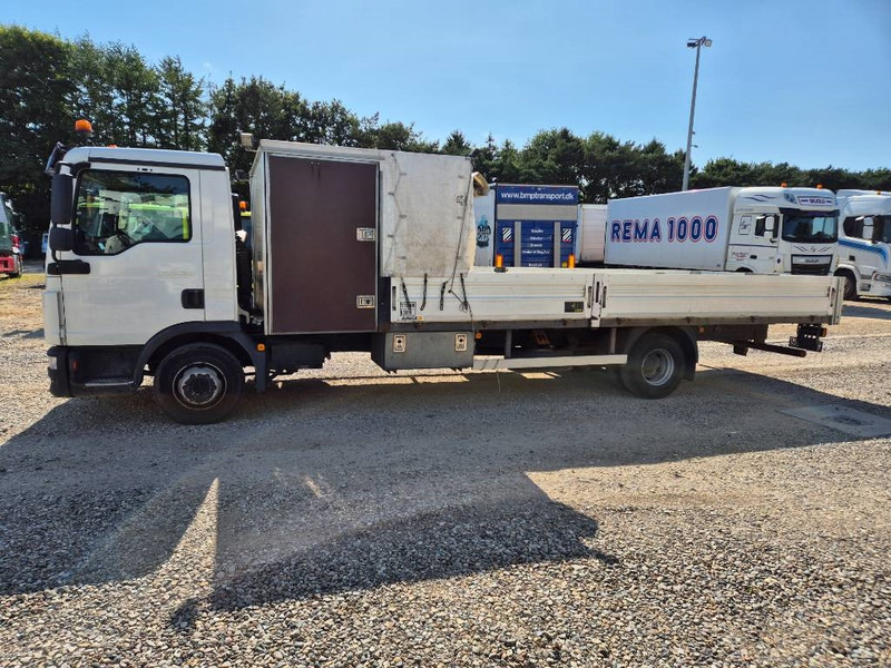 MAN TGL 12.250 4x2 - Vrachtwagen met open laadbak: afbeelding 2 MAN TGL 12.250 4x2 - Vrachtwagen met open laadbak: afbeelding 2