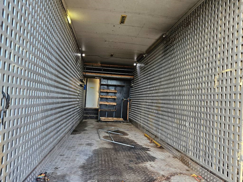 Montracon Racing// machinetrailer // Living area - Oplegger: afbeelding 5 Montracon Racing// machinetrailer // Living area - Oplegger: afbeelding 5