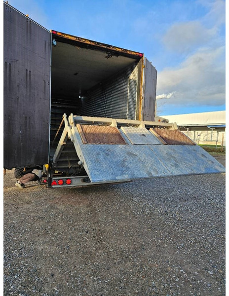 Montracon Racing// machinetrailer // Living area - Oplegger: afbeelding 2 Montracon Racing// machinetrailer // Living area - Oplegger: afbeelding 2