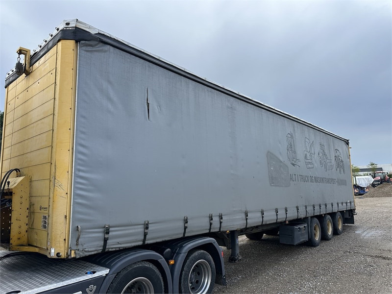 Schmitz Cargobull Machine transport trailer with bag ramp - Oplegger: afbeelding 4 Schmitz Cargobull Machine transport trailer with bag ramp - Oplegger: afbeelding 4