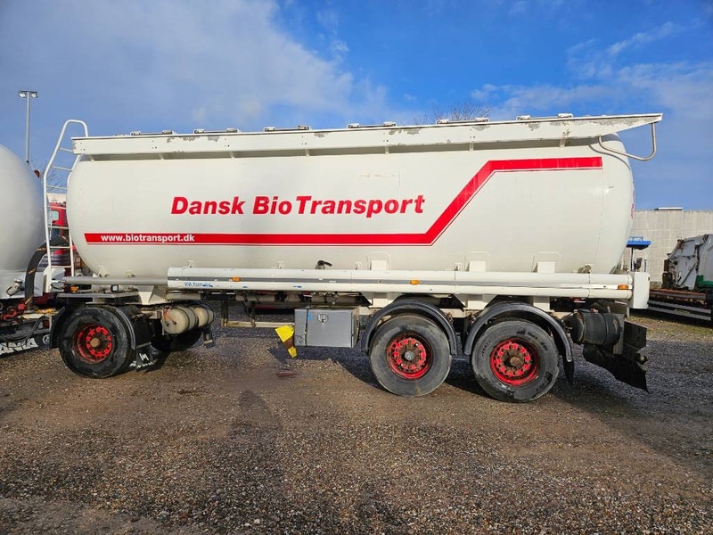 VM Tarm 3 axle Pellets - Tank aanhanger: afbeelding 4 VM Tarm 3 axle Pellets - Tank aanhanger: afbeelding 4