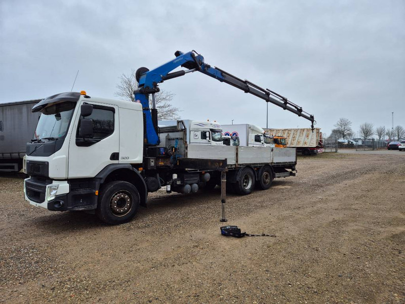 Volvo FE320 6x2/4 // HMF2120 K5 // - Kraanwagen: afbeelding 1 Volvo FE320 6x2/4 // HMF2120 K5 // - Kraanwagen: afbeelding 1
