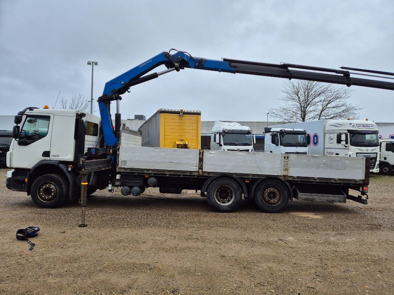 Volvo FE320 6x2/4 // HMF2120 K5 // - Kraanwagen: afbeelding 3 Volvo FE320 6x2/4 // HMF2120 K5 // - Kraanwagen: afbeelding 3