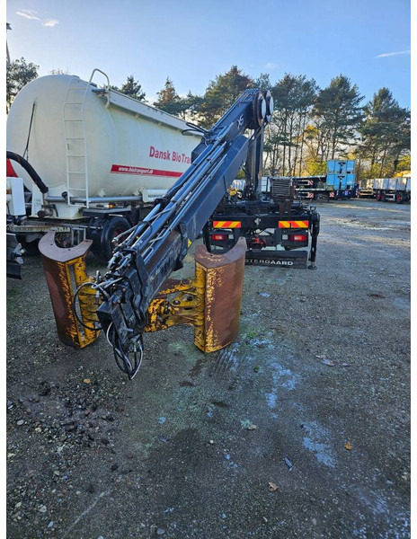 Volvo HIAB 166 E-4 Hipro - Kraanwagen: afbeelding 1 Volvo HIAB 166 E-4 Hipro - Kraanwagen: afbeelding 1