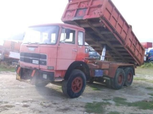 FIAT 300 PC - Kipper vrachtwagen: afbeelding 1 FIAT 300 PC - Kipper vrachtwagen: afbeelding 1