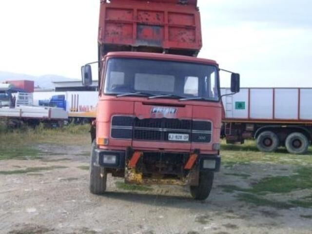 FIAT 300 PC - Kipper vrachtwagen: afbeelding 2 FIAT 300 PC - Kipper vrachtwagen: afbeelding 2
