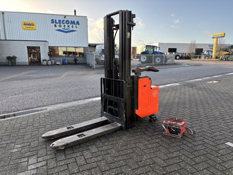 BT Stapelaar LSF 1250 / 11 - Elektrische heftruck: afbeelding 1 BT Stapelaar LSF 1250 / 11 - Elektrische heftruck: afbeelding 1