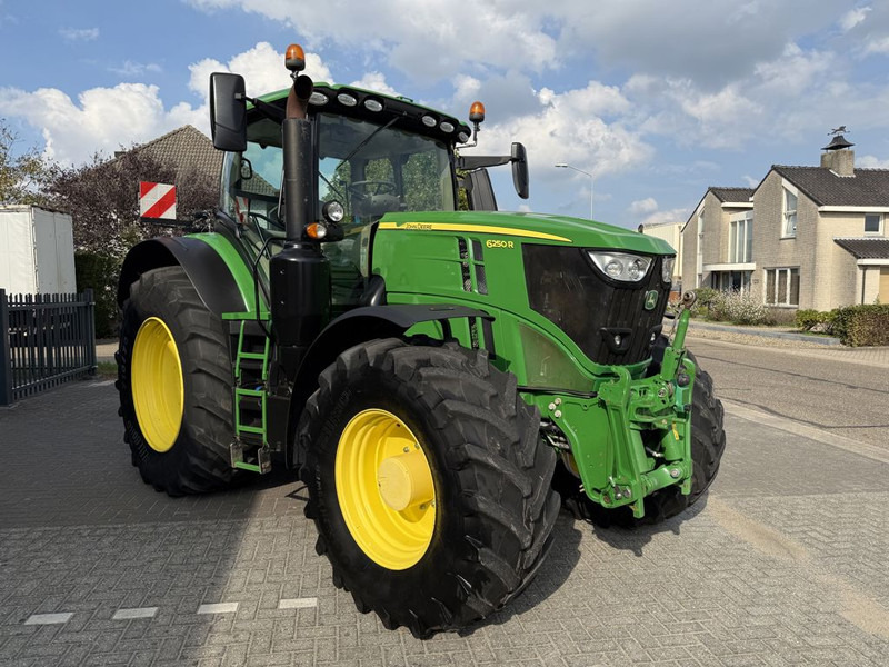 John Deere 6250R Premium Edition Autopowr - Tractor: afbeelding 4 John Deere 6250R Premium Edition Autopowr - Tractor: afbeelding 4