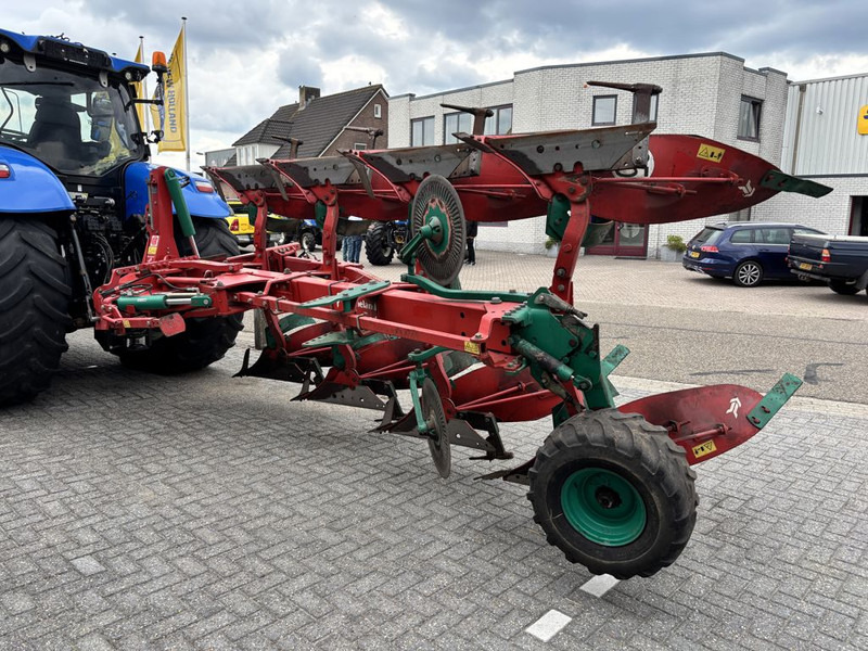 Kverneland LB100 4-Schaar Ploeg met Vorenpakker - Ploeg: afbeelding 2 Kverneland LB100 4-Schaar Ploeg met Vorenpakker - Ploeg: afbeelding 2