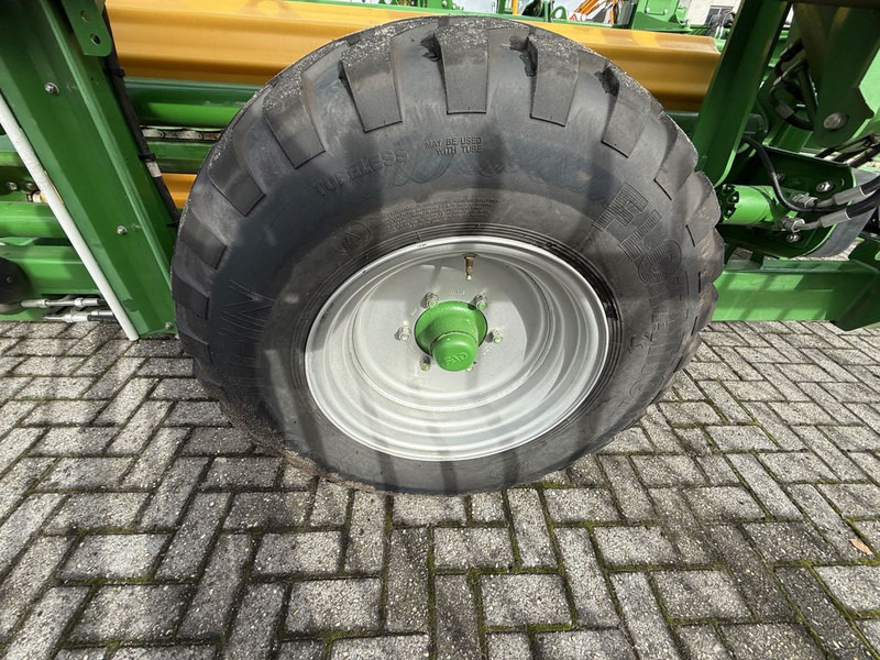 Mc Hale 998 Balenwikkelaar - Wikkelaar: afbeelding 5 Mc Hale 998 Balenwikkelaar - Wikkelaar: afbeelding 5