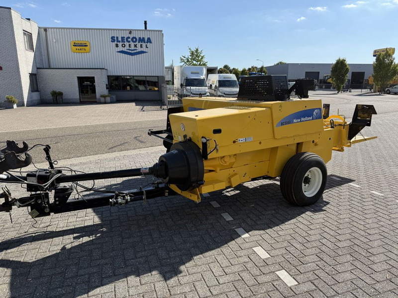 New Holland BC5060 Mini Balenpers - Vierkante balenpers: afbeelding 1 New Holland BC5060 Mini Balenpers - Vierkante balenpers: afbeelding 1