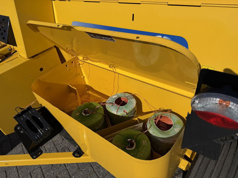 Vierkante balenpers New Holland BC5060 Mini Balenpers: afbeelding 12 Vierkante balenpers New Holland BC5060 Mini Balenpers: afbeelding 12