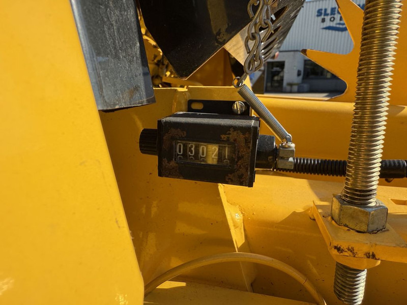 Vierkante balenpers New Holland BC5060 Mini Balenpers: afbeelding 17 Vierkante balenpers New Holland BC5060 Mini Balenpers: afbeelding 17