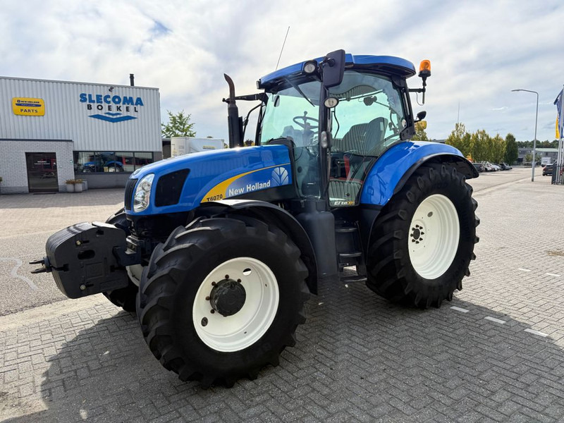 New Holland T6070 Elite - Tractor: afbeelding 2 New Holland T6070 Elite - Tractor: afbeelding 2
