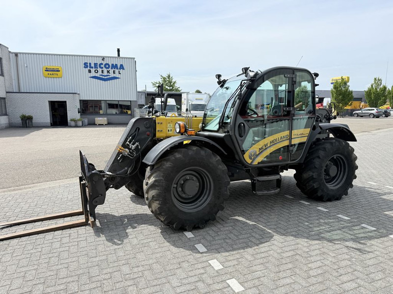 New Holland TH7.42 Elite Verreiker - Verreiker: afbeelding 1 New Holland TH7.42 Elite Verreiker - Verreiker: afbeelding 1