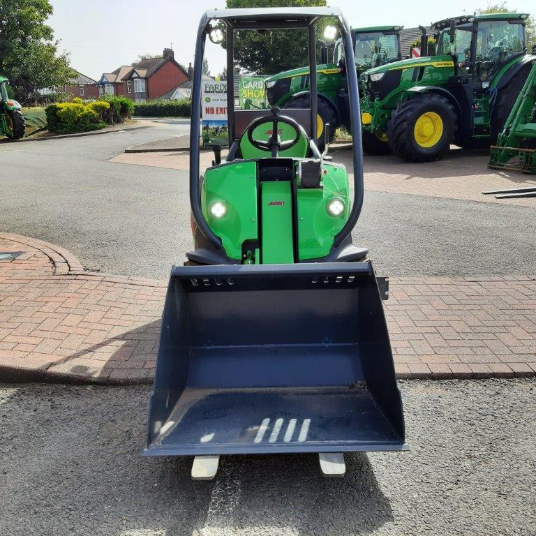 Avant 220 mini loader - Kniklader: afbeelding 3 Avant 220 mini loader - Kniklader: afbeelding 3