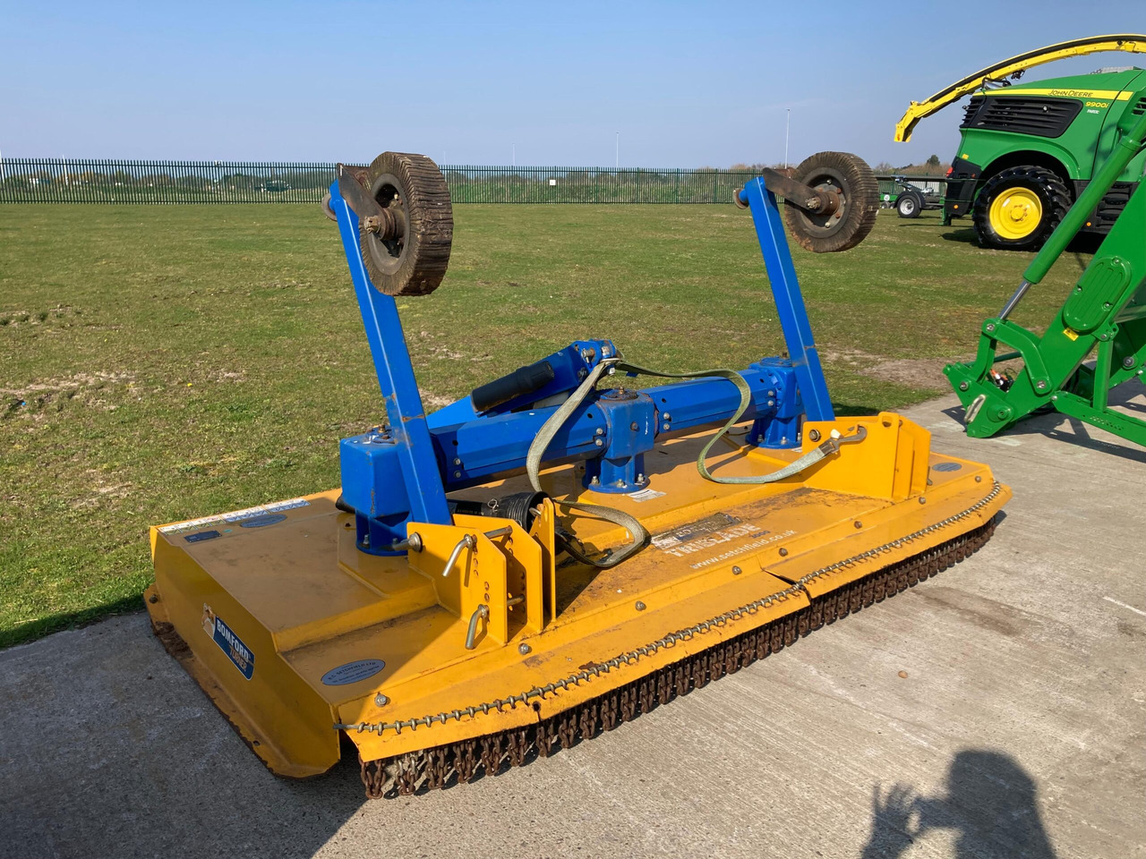 Bomford Turner Triblade3000 - Klepelmaaier/ Mulcher: afbeelding 1 Bomford Turner Triblade3000 - Klepelmaaier/ Mulcher: afbeelding 1