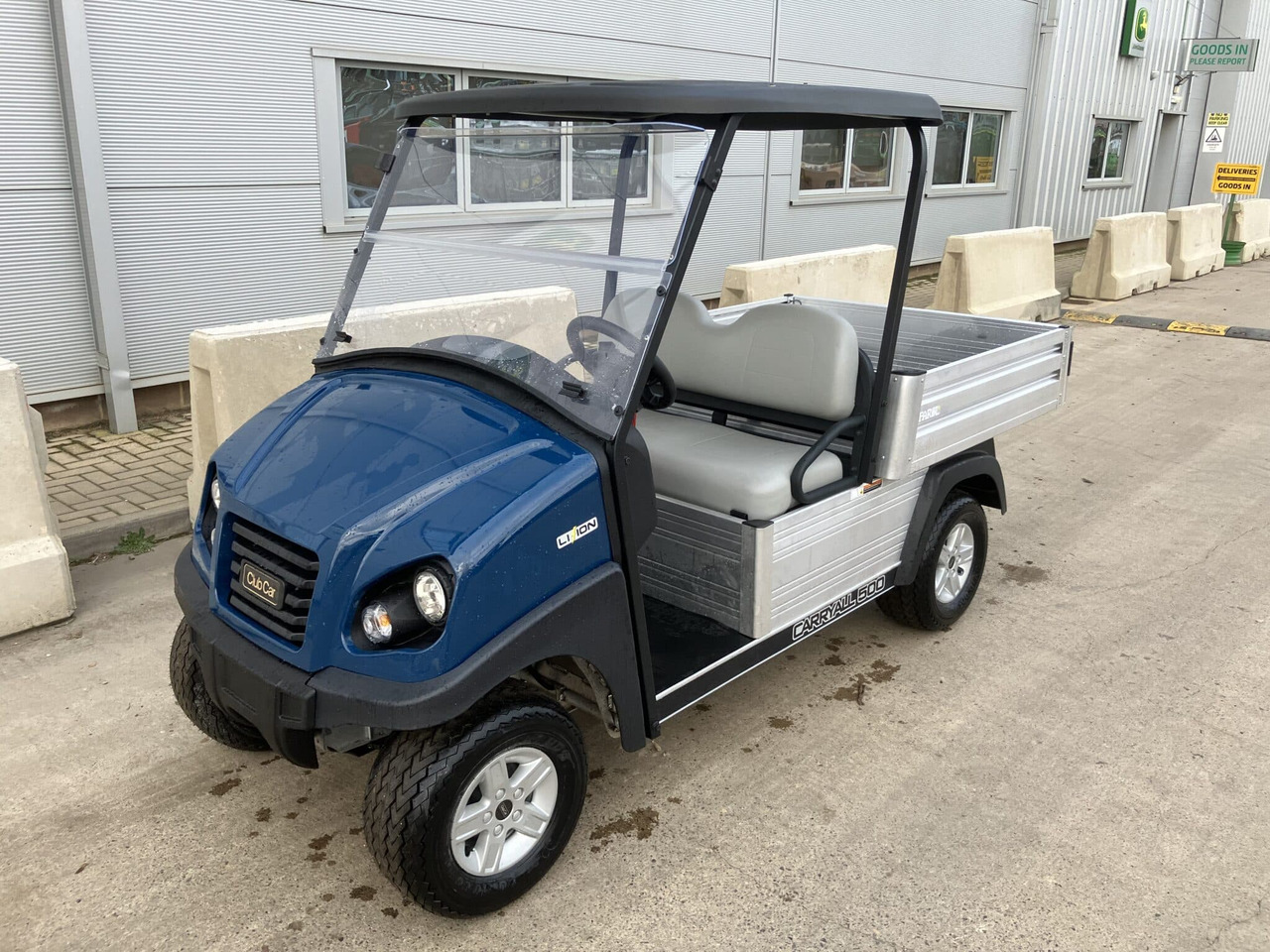 Club Car Carryall 500 w/ New Li-On Battery - Quad: afbeelding 1 Club Car Carryall 500 w/ New Li-On Battery - Quad: afbeelding 1