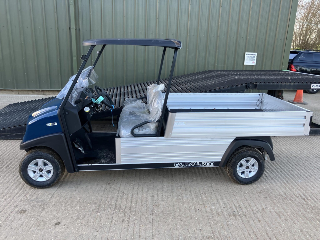 Club Car Carryall 700 w/ Li-Ion Battery - Quad: afbeelding 2 Club Car Carryall 700 w/ Li-Ion Battery - Quad: afbeelding 2