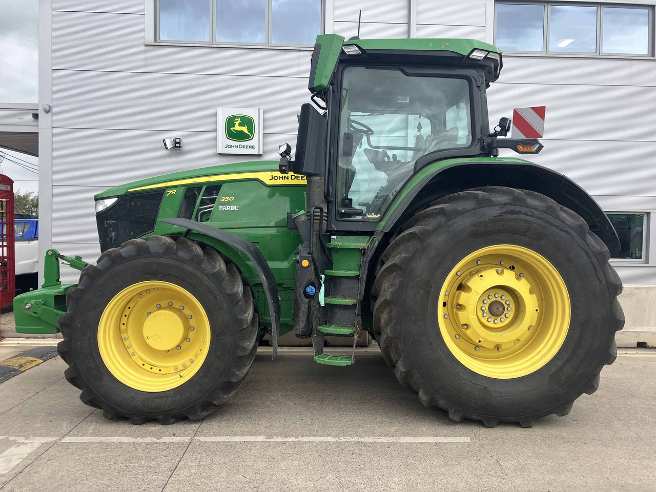 John Deer 7R 350 - Tractor: afbeelding 2 John Deer 7R 350 - Tractor: afbeelding 2