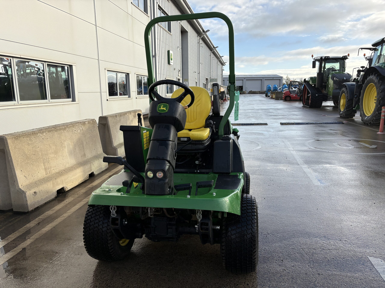 John Deere 1570 Power Unit - Gazonmaaier: afbeelding 2 John Deere 1570 Power Unit - Gazonmaaier: afbeelding 2