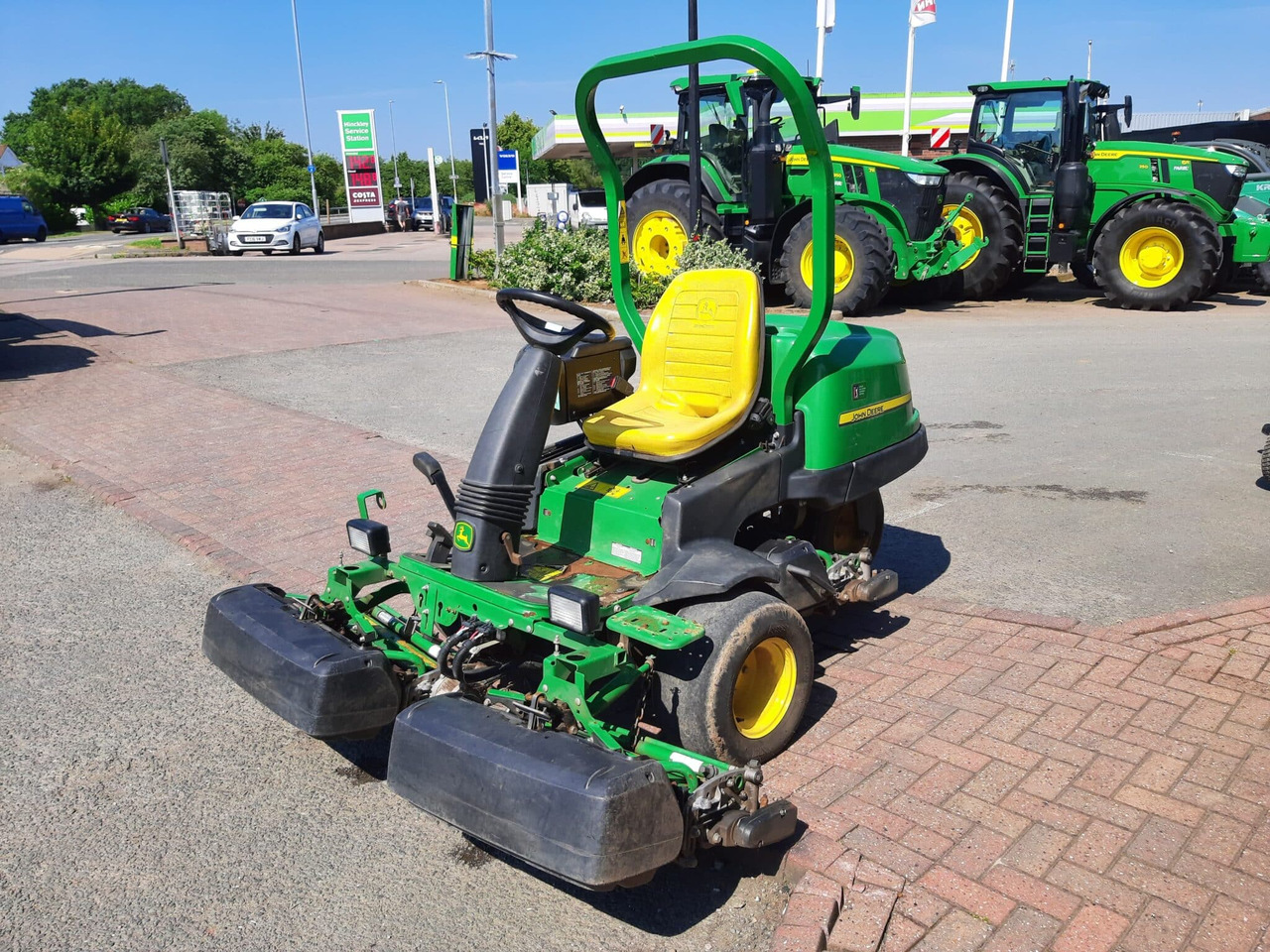 John Deere 2500EH greens triple mower - Gazonmaaier: afbeelding 1 John Deere 2500EH greens triple mower - Gazonmaaier: afbeelding 1