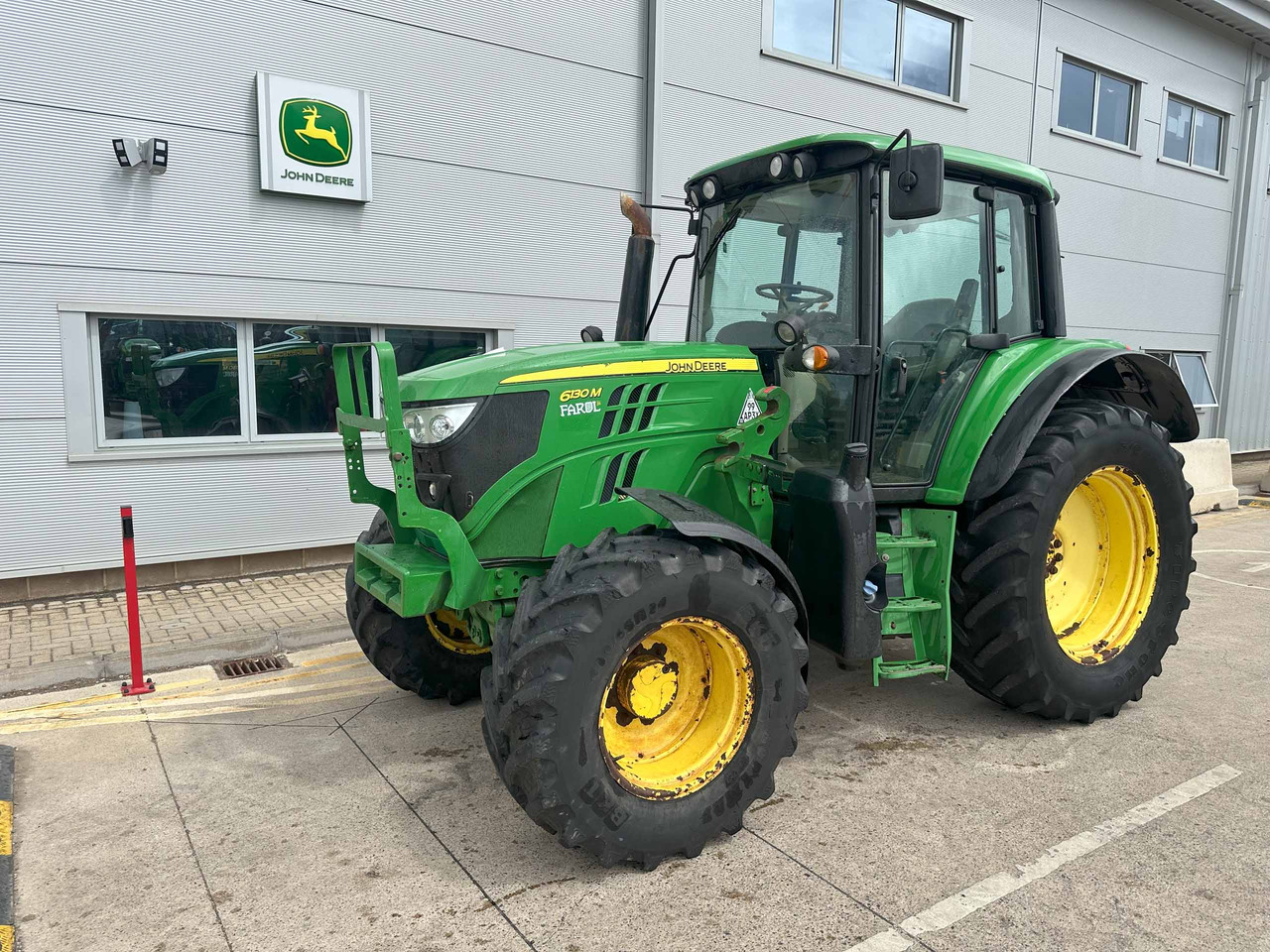 John Deere 6130M - Tractor: afbeelding 1 John Deere 6130M - Tractor: afbeelding 1