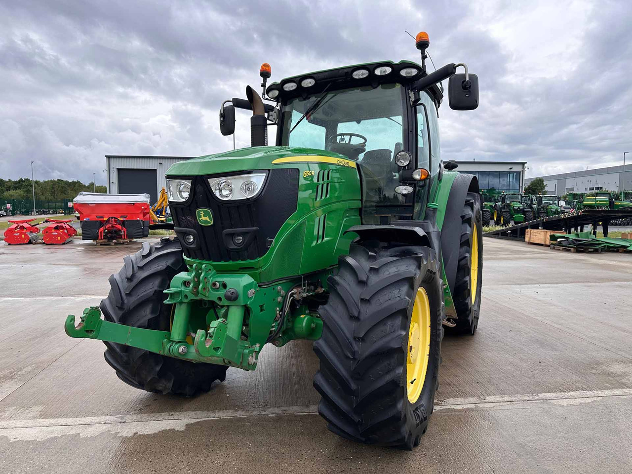 John Deere 6150R - Tractor: afbeelding 1 John Deere 6150R - Tractor: afbeelding 1
