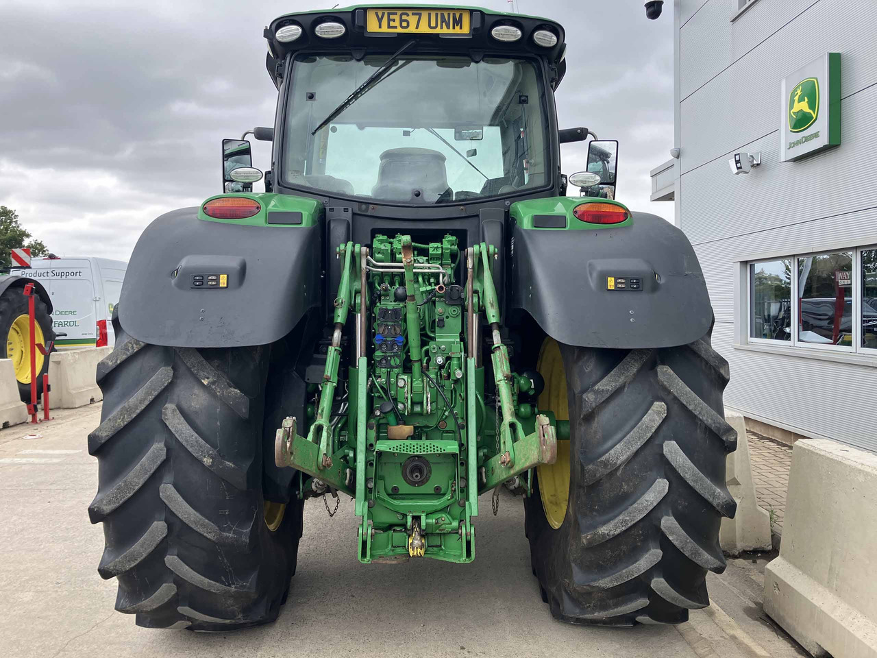 John Deere 6215R - Tractor: afbeelding 4 John Deere 6215R - Tractor: afbeelding 4