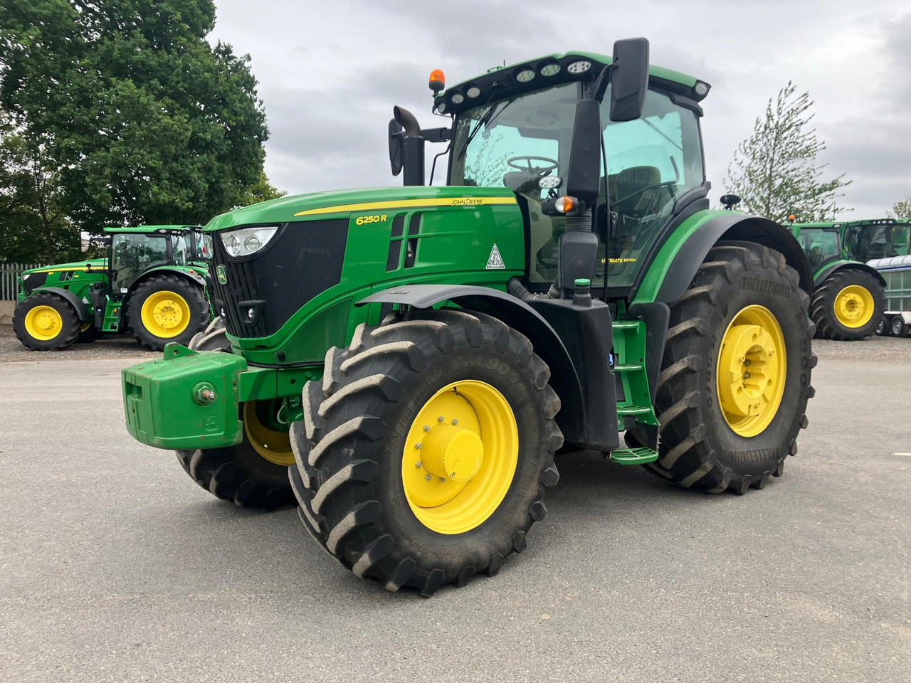 John Deere 6250R - Tractor: afbeelding 1 John Deere 6250R - Tractor: afbeelding 1