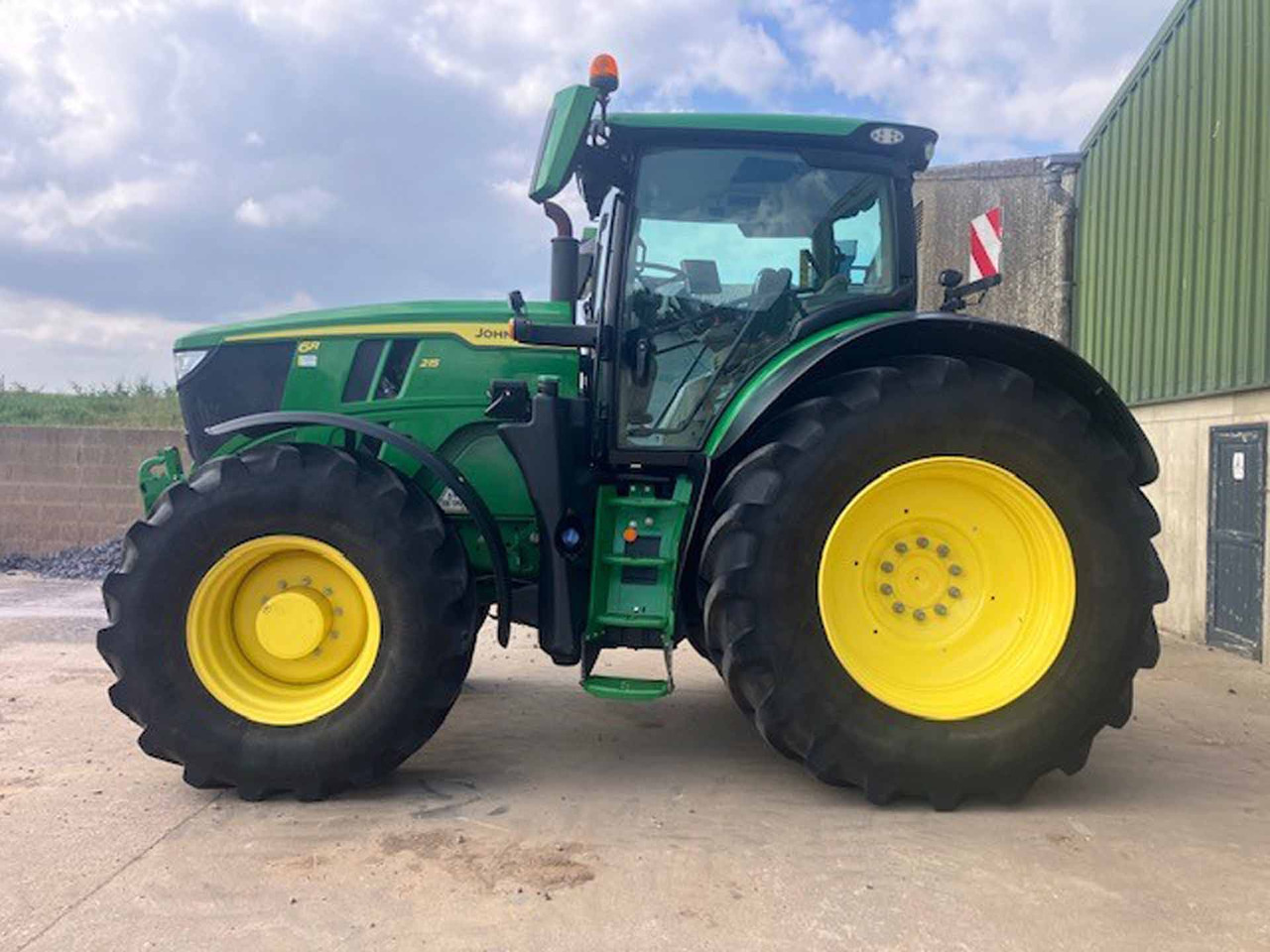 John Deere 6R 215 - Tractor: afbeelding 5 John Deere 6R 215 - Tractor: afbeelding 5