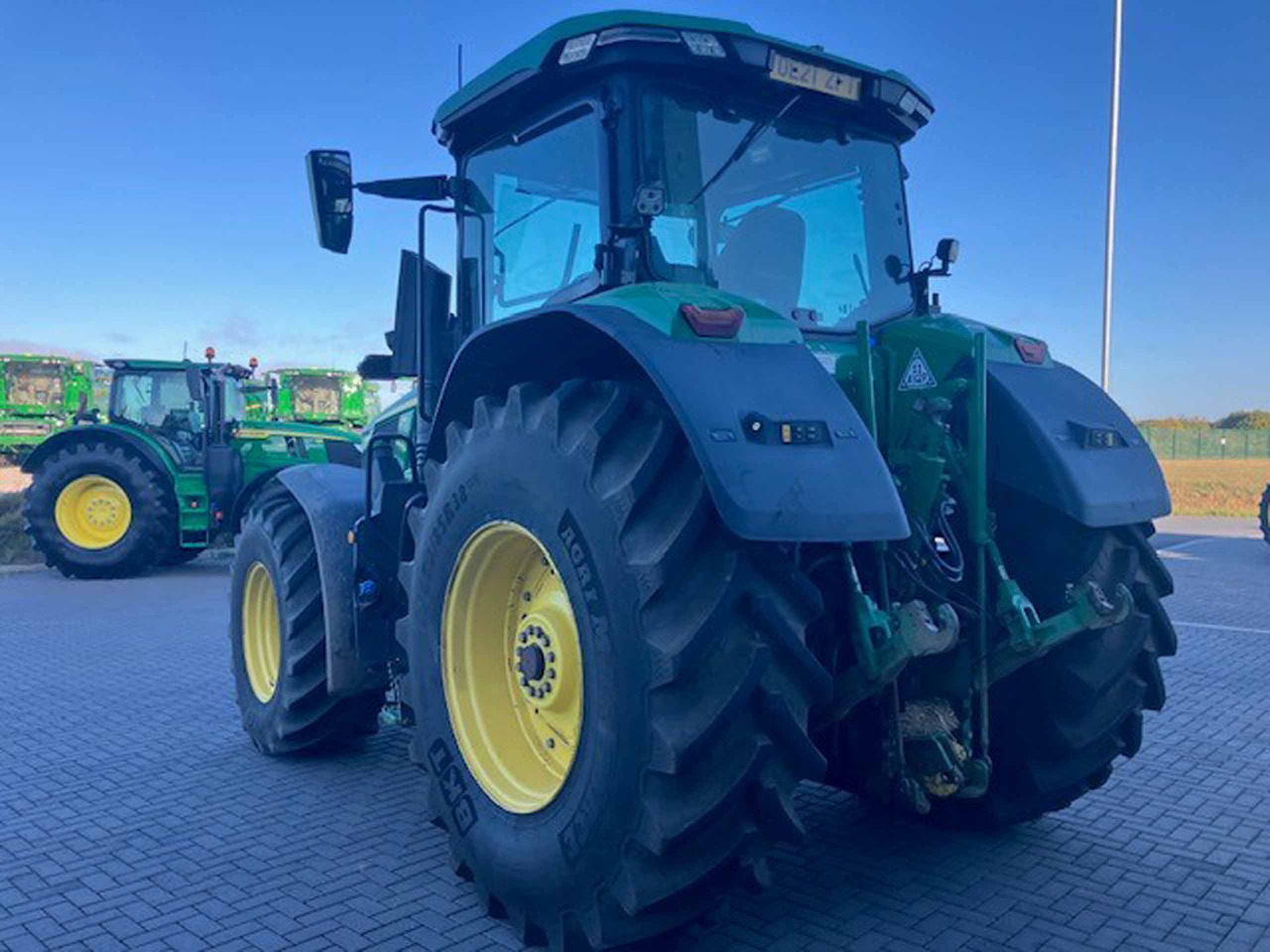 John Deere 7R 250 - Tractor: afbeelding 4 John Deere 7R 250 - Tractor: afbeelding 4