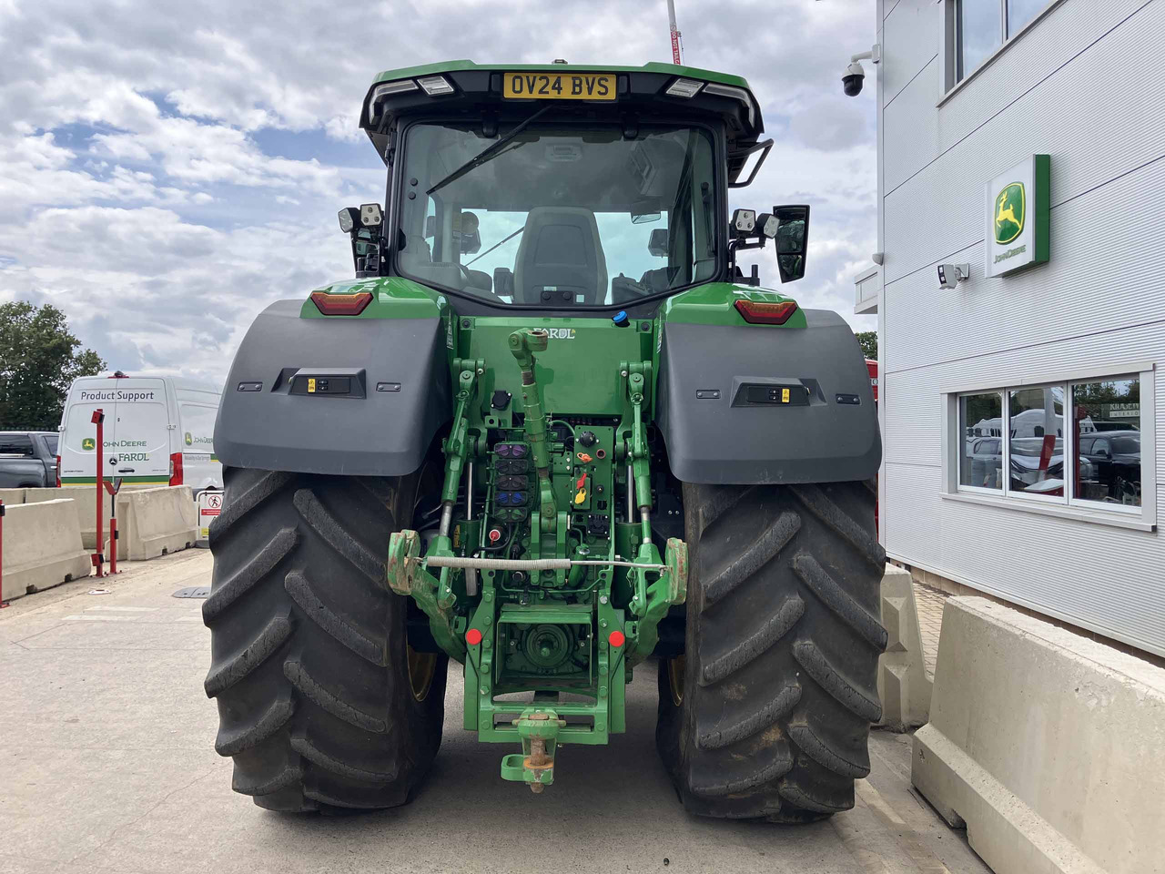John Deere 8R 370 - Tractor: afbeelding 4 John Deere 8R 370 - Tractor: afbeelding 4