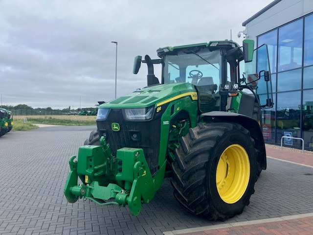 John Deere 8R 410 - Tractor: afbeelding 3 John Deere 8R 410 - Tractor: afbeelding 3