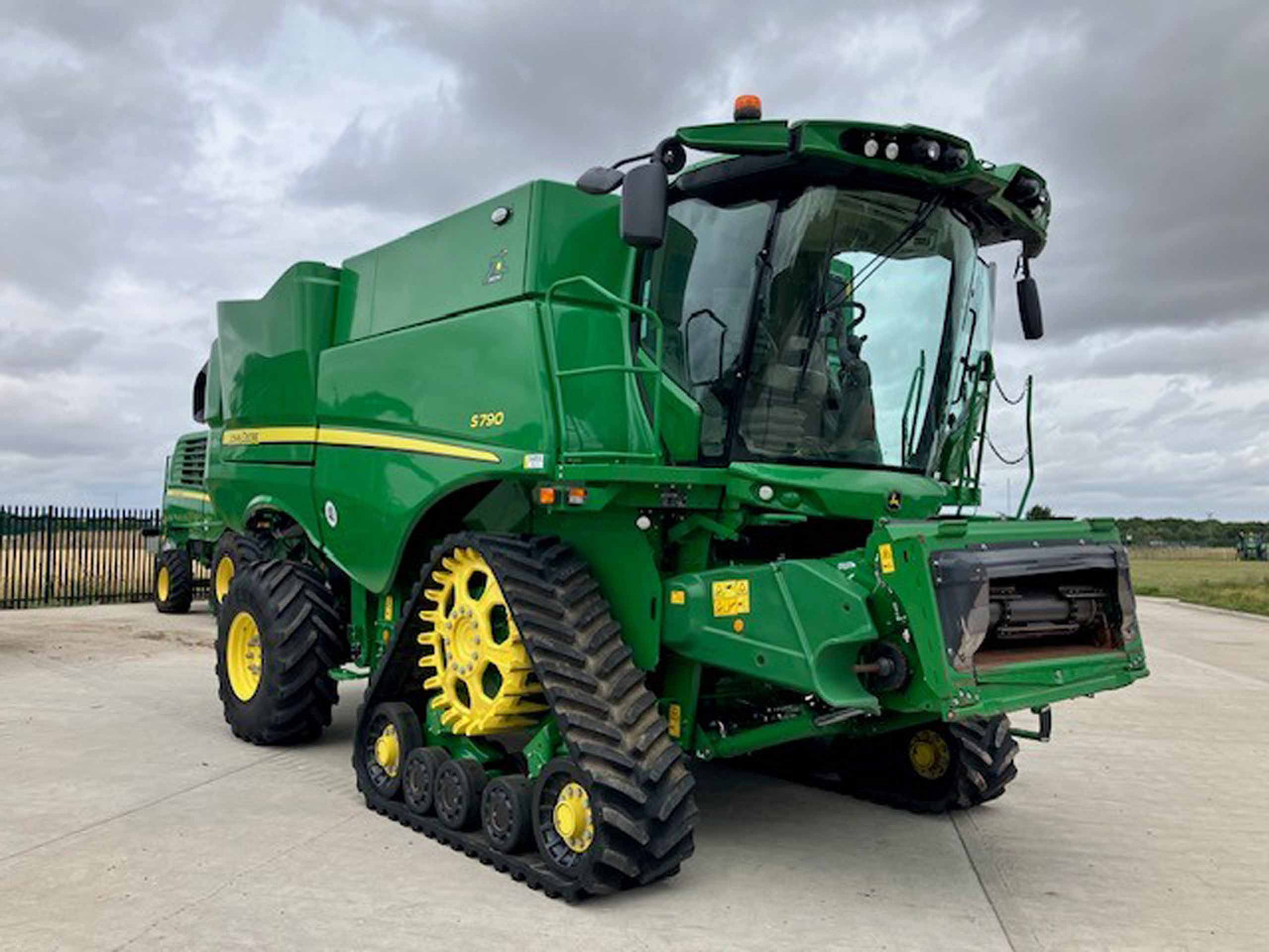John Deere S790 - Maaidorser: afbeelding 1 John Deere S790 - Maaidorser: afbeelding 1