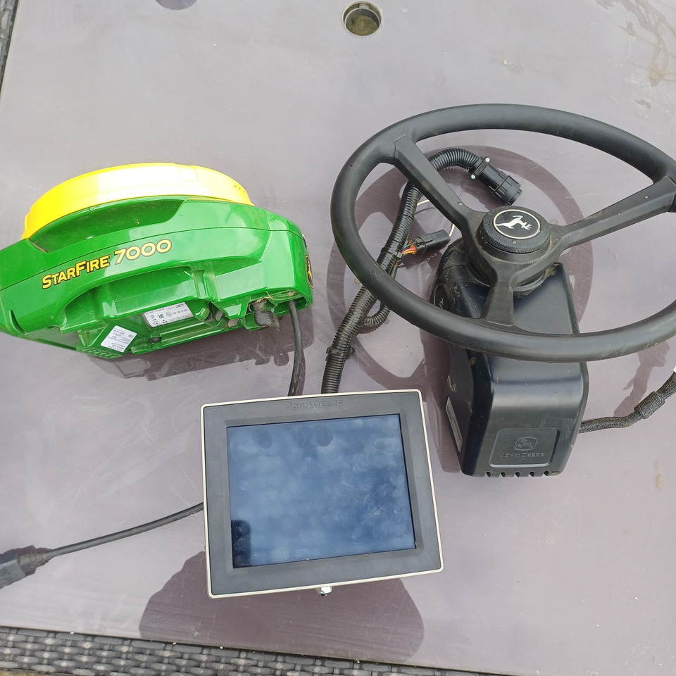John Deere SF7000, 4240 screen + ATU300 wheel - Navigatiesysteem voor Landbouwmachine: afbeelding 1 John Deere SF7000, 4240 screen + ATU300 wheel - Navigatiesysteem voor Landbouwmachine: afbeelding 1