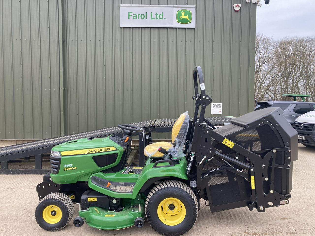 John Deere X950R ride on cut and collect mower - Gazonmaaier: afbeelding 2 John Deere X950R ride on cut and collect mower - Gazonmaaier: afbeelding 2