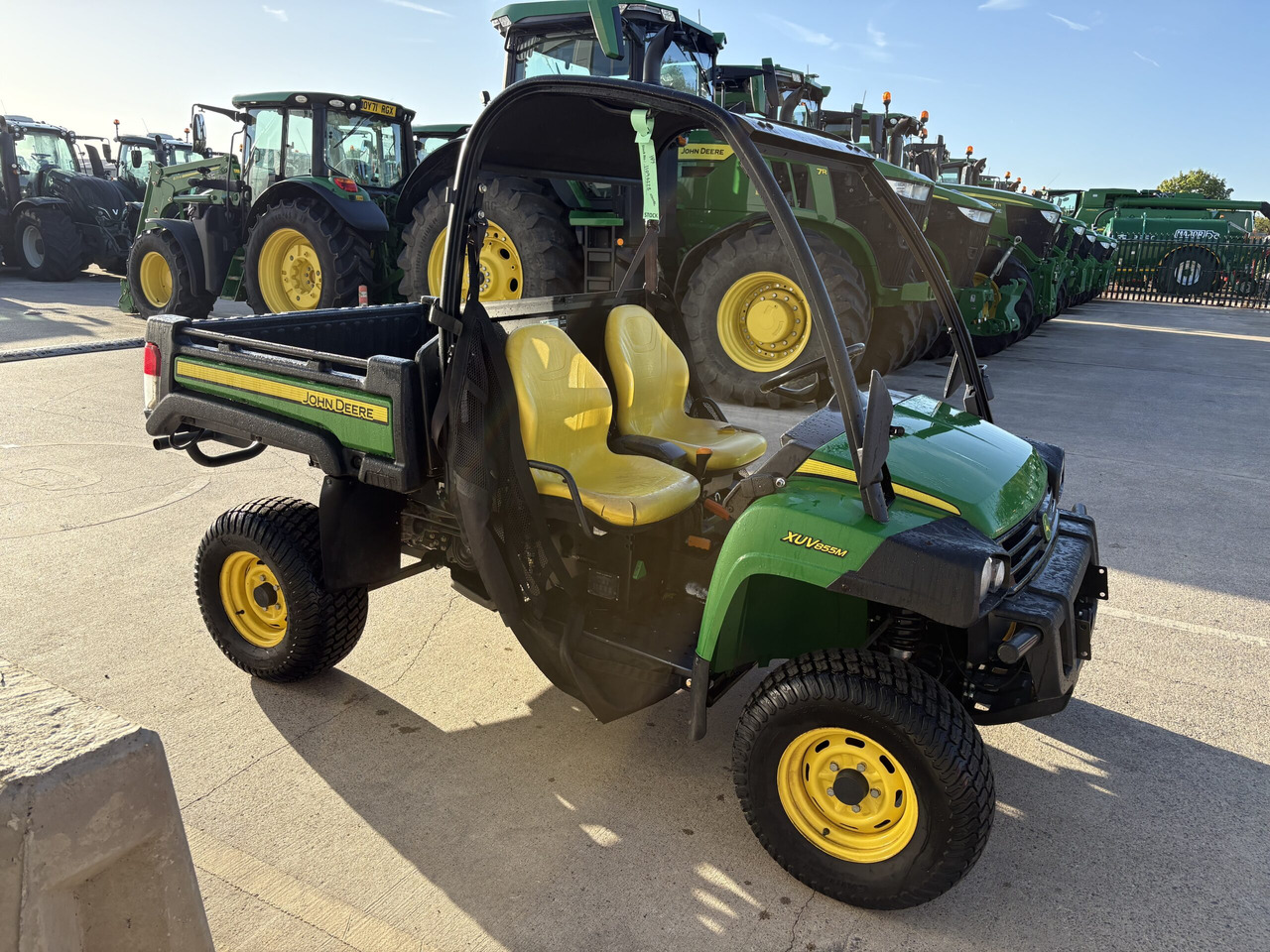 John Deere XUV855M Gator - Quad: afbeelding 1 John Deere XUV855M Gator - Quad: afbeelding 1