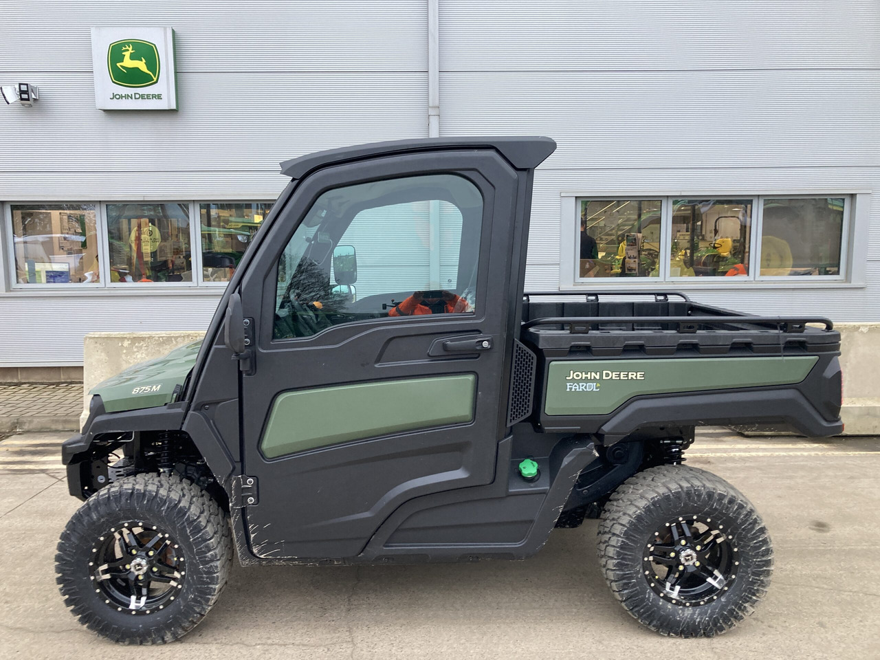 John Deere XUV875M Gator - Quad: afbeelding 2 John Deere XUV875M Gator - Quad: afbeelding 2