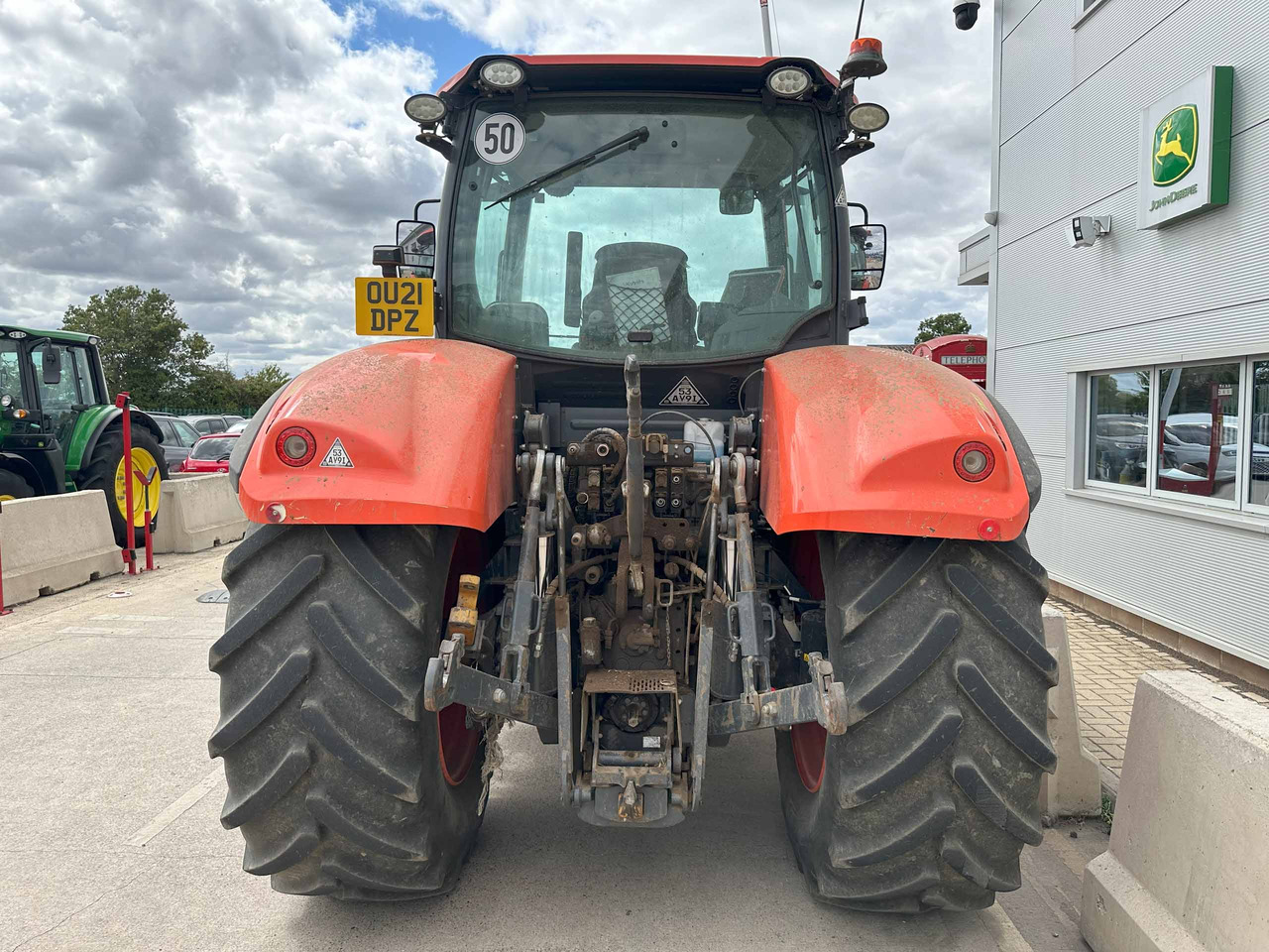 Kubota M7173 Premium KVT - Tractor: afbeelding 3 Kubota M7173 Premium KVT - Tractor: afbeelding 3