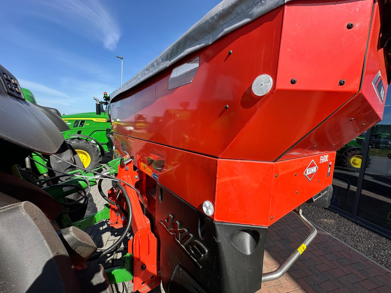 Kuhn Axis 40.2 H EMC W - Kunstmeststrooier: afbeelding 3 Kuhn Axis 40.2 H EMC W - Kunstmeststrooier: afbeelding 3