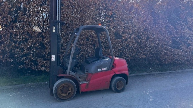MANITOU MI30D - Diesel heftruck: afbeelding 1 MANITOU MI30D - Diesel heftruck: afbeelding 1