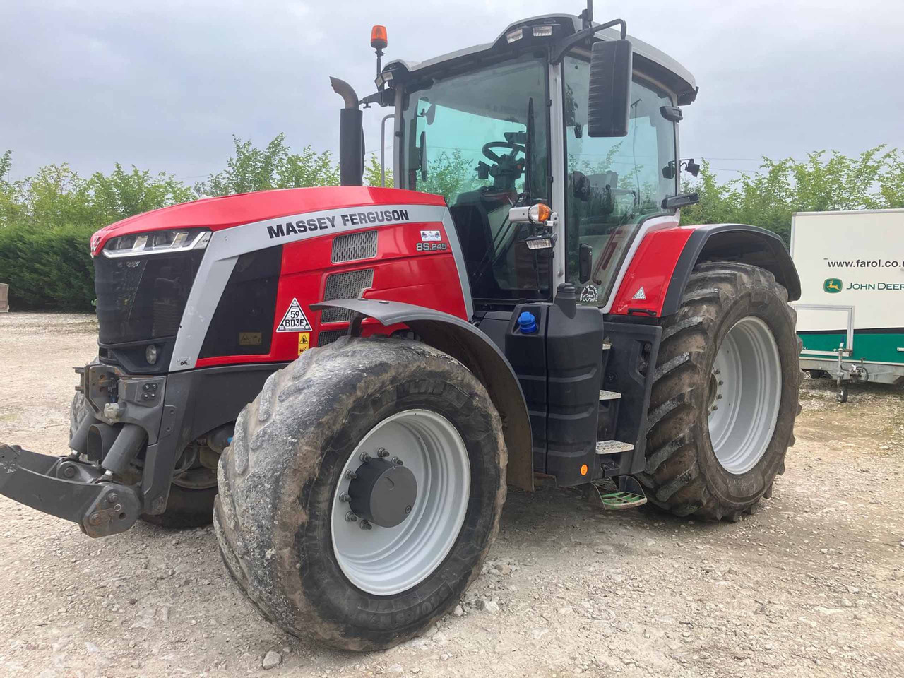 Massey Ferguson 8S.245 - Tractor: afbeelding 1 Massey Ferguson 8S.245 - Tractor: afbeelding 1